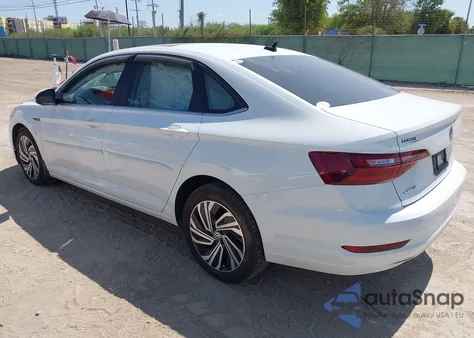 2021 Volkswagen Jetta Sel из США, поврежденный, VIN 3VWE57BU0MM095840